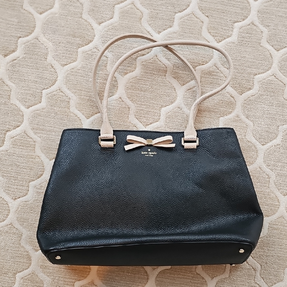 Kate Spade Black and Cream Shoulder Bag